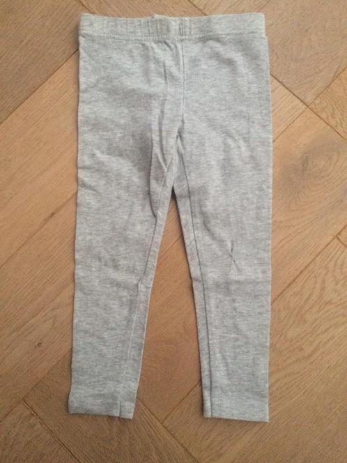 nog nette grijs gemeleerde legging maat 92 - zgan, Kinderen en Baby's, Kinderkleding | Maat 92, Zo goed als nieuw, Meisje, Broek