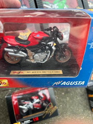Mv augusta brutale oro Maisto 1:18 beschikbaar voor biedingen