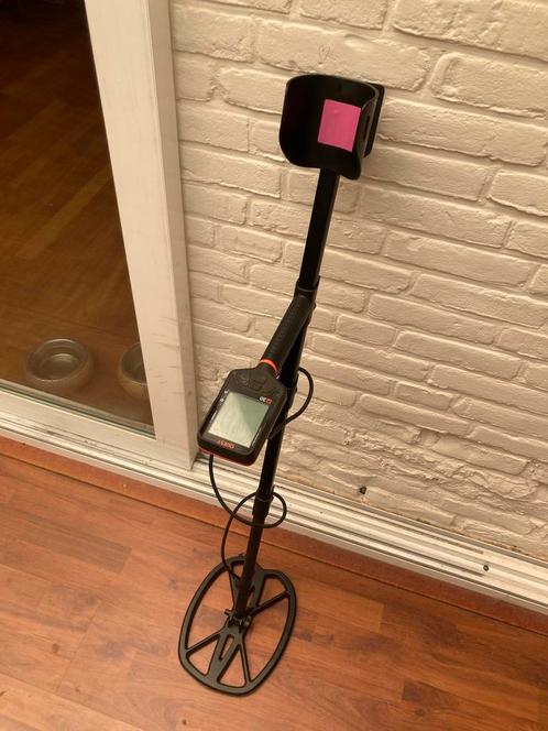 Quest Q30 metaaldetector, Hobby en Vrije tijd, Metaaldetectors, Zo goed als nieuw, Ophalen of Verzenden