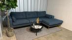 GRATIS LEVERING - Prachtige trendy loungebank in het blauw, Stof, Ophalen of Verzenden, Zo goed als nieuw