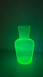 Uranium vaas, Verzenden