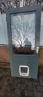 Hardhouten buitendeur met kattenluik, Ophalen, Gebruikt, 80 tot 100 cm, Buitendeur