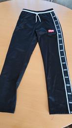 Levis joggingbroek, Kinderen en Baby's, Kinderkleding | Maat 152, Broek, Ophalen of Verzenden, Zo goed als nieuw, Levi's