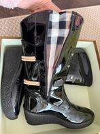 Originele Burberry lakleren laarzen – maat 38, Kleding | Dames, Schoenen, Ophalen of Verzenden, Zo goed als nieuw, Zwart, Hoge laarzen