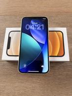 Z.g.a.n iPhone 12, 128GB, met 2 hoesjes (1 t.w.v. €54!), 128 GB, Wit, Ophalen of Verzenden, Zo goed als nieuw