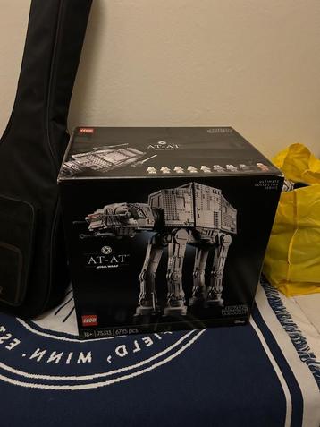 Lego Star Wars UCS AT-AT 75313  beschikbaar voor biedingen