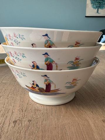 3 identieke prachtige oude kommen, schalen.  beschikbaar voor biedingen