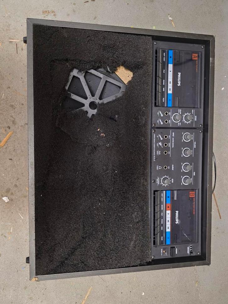 Oude Radio/Cassettespeler voor Diskette, Audio, Tv en Foto, Professionele Audio-, Tv- en Video-apparatuur, Gebruikt, Audio, Ophalen