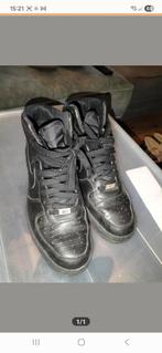 Nike schoenen met slee hak maat 39, Ophalen of Verzenden, Zo goed als nieuw, Sneakers of Gympen