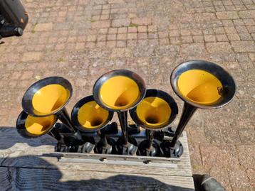 Basuri musical airhorn  beschikbaar voor biedingen