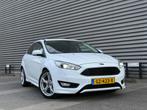 Ford Focus 1.5 Titanium ST-LINE (bj 2015) AUTOMAAT|XENON|SDA, Stof, 4 cilinders, Wit, Origineel Nederlands