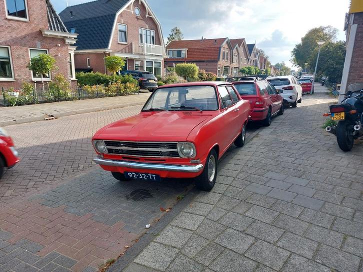 Opel Kadett 1.1n 1972 APK-vrij met veel onderdelen, Auto's, Oldtimers, Particulier, Mistlampen, Benzine, Sedan, Handgeschakeld