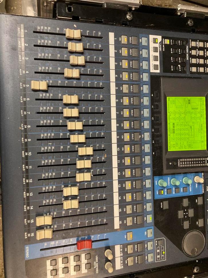 O1V96 V2 mengtafel, Muziek en Instrumenten, Mengpanelen, Gebruikt, 20 kanalen of meer, Ophalen