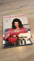 Nigella Lawson - Nigella bakt, Boeken, Ophalen of Verzenden, Zo goed als nieuw, Nigella Lawson