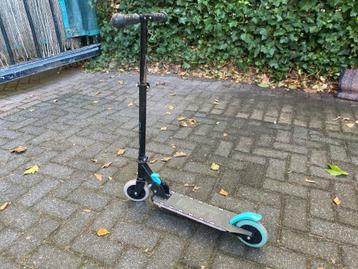 Twee-wiel step - lichtgevende wielen beschikbaar voor biedingen