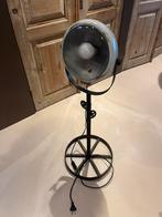 Industriële stalamp oude koplamp uittrekbaar tot ca 1.50 cm, Huis en Inrichting, Lampen | Tafellampen, Ophalen, Gebruikt, 50 tot 75 cm