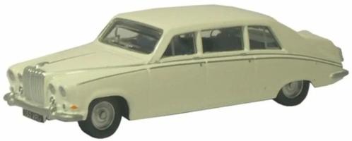 DAIMLER DS420 1968 wit, Hobby en Vrije tijd, Modelauto's | Overige schalen, Nieuw, Auto, Ophalen of Verzenden