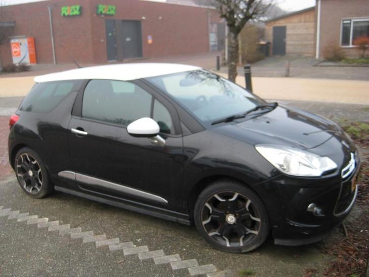 Te Koop-Citroën DS3 1.6 THP 2010 Zwart, Auto's, Citroën, Particulier, DS3, Benzine, D, Hatchback, Handgeschakeld, Geïmporteerd