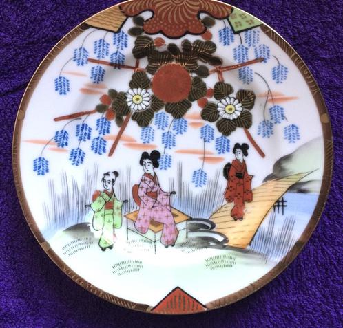 Japans wandbord ø 19 cm 3 geisha's rivier Gemerkt Vintage, Antiek en Kunst, Antiek | Wandborden en Tegels, Ophalen