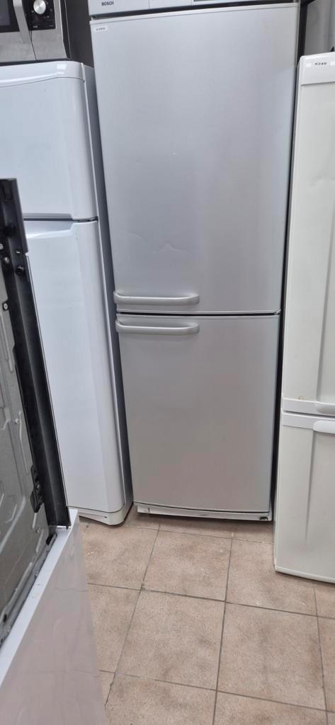 Bosch koelkast met 3 vrieslades onder, Huis en Inrichting, Keuken | Keukenbenodigdheden, Gebruikt, Ophalen