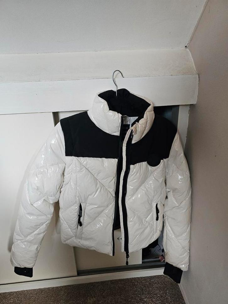 Nikkie Ski Jas - Stijlvol en Warm!, Kleding | Dames, Jassen | Zomer, Zo goed als nieuw, Maat 34 (XS) of kleiner, Wit, Ophalen of Verzenden