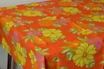 Retro vintage jaren 70 tafelkleed met funky bloemdessin, Ophalen of Verzenden, Gebruikt, Oranje, Tafelkleed of Tafelzeil