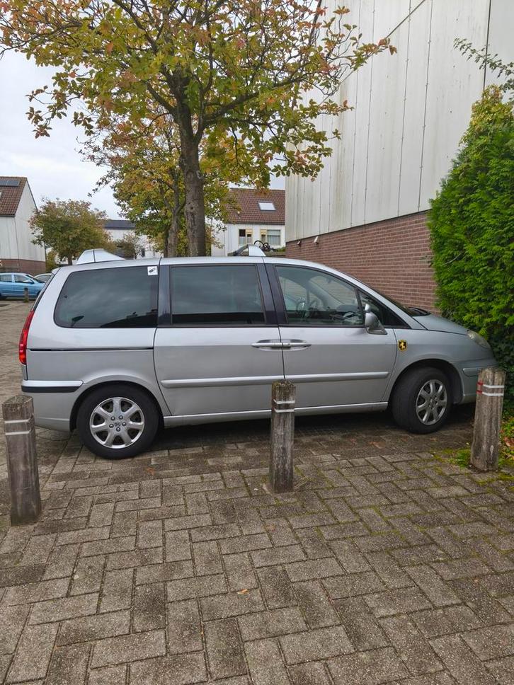 Peugeot 807 2.0 16V 2006 Grijs, Auto's, Peugeot, Particulier, Aangepast voor mindervaliden, Airbags, Airconditioning, Benzine