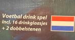 Voetbal drinkspel met 16 glaasjes, Hobby en Vrije tijd, Gezelschapsspellen | Bordspellen, Een of twee spelers, Ophalen of Verzenden