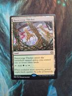 Razorverge Thicket - Phyrexia All Will Be One, Ophalen of Verzenden, Zo goed als nieuw, Losse kaart