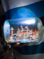 Antieke schip in fles met standaard  met huisjes en molen, Antiek en Kunst, Ophalen of Verzenden