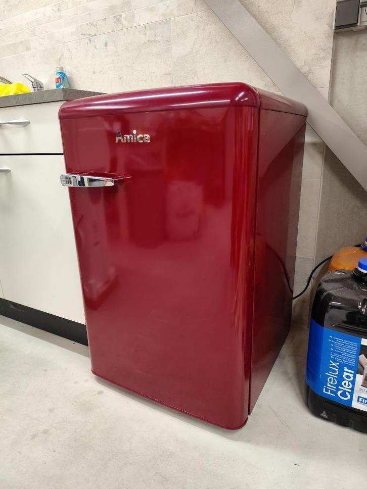 Amica Retro Koelkast, Witgoed en Apparatuur, Koelkasten en IJskasten, Zo goed als nieuw, Met vriesvak, 100 tot 150 liter, 85 tot 120 cm