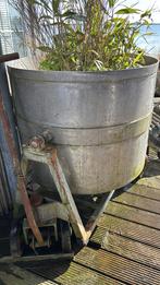 Ouderwetse/industriele ketel, Tuin en Terras, Bloembakken en Plantenbakken, Ophalen of Verzenden, Zo goed als nieuw, Rond, Minder dan 60 cm