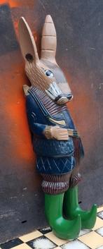 Paashaas met jagerskloffie. Houtsnijwerk.  49 cm., Ophalen, Zo goed als nieuw