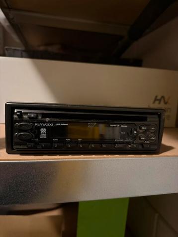 Kenwood autoradio  beschikbaar voor biedingen