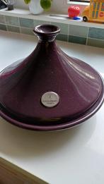 Aubergine tajine 32 cm 4 persoons van emile Henry., Huis en Inrichting, Keuken | Potten en Pannen, Ophalen, Zo goed als nieuw