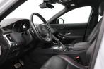 Jaguar E-PACE P250 AWD First Edition | Panoramadak | Head-Up, Auto's, Jaguar, 249 pk, 4 cilinders, 109 €/maand, Wit