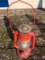 Vintage stormlamp rood., Antiek en Kunst, Antiek | Lampen, Ophalen of Verzenden
