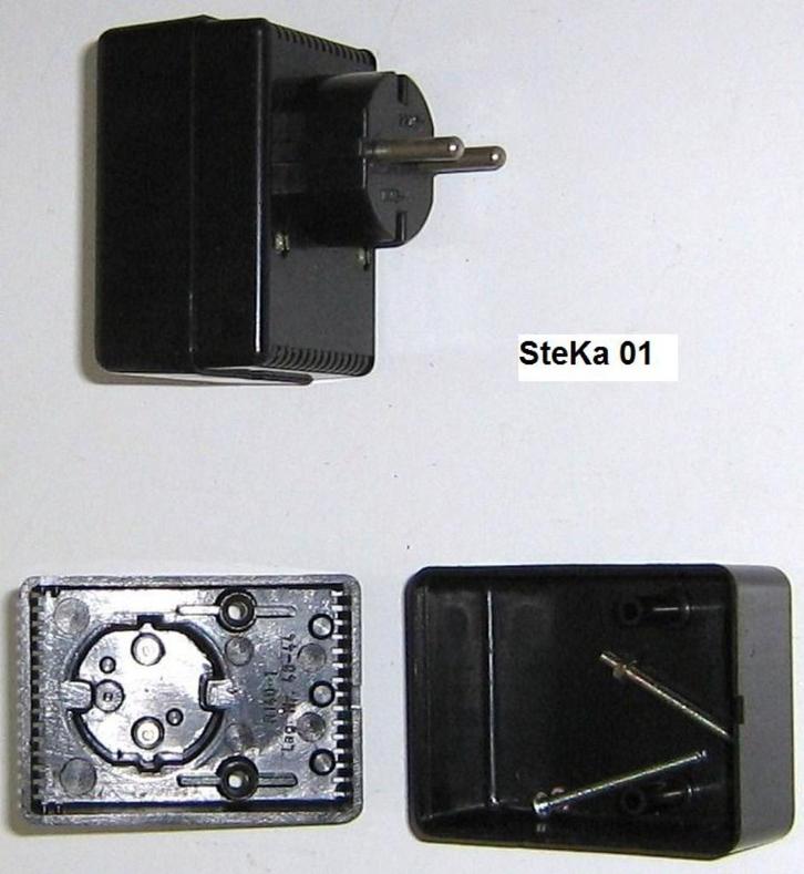Electronica kastjes kunststof met 220 Volt stekker, Hobby en Vrije tijd, Elektronica-componenten, Nieuw, Ophalen of Verzenden