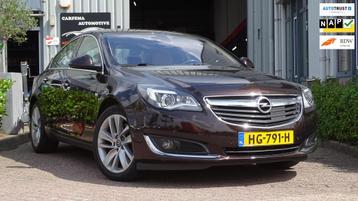 Opel Insignia 2.0 T Cosmo 4x4, Unieke kleur, Adaptive, Xenon beschikbaar voor biedingen