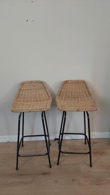 Barkruk rotan metal poten zwart retro vintage midcentury  beschikbaar voor biedingen