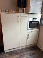 Complete keukenkast met koelkast en combimagnetron, Huis en Inrichting, Keuken | Complete keukens, Ophalen, Gebruikt, Crème