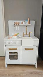 Petite Ameli speelkeuken met toebehoren, Ophalen, Zo goed als nieuw, Hout