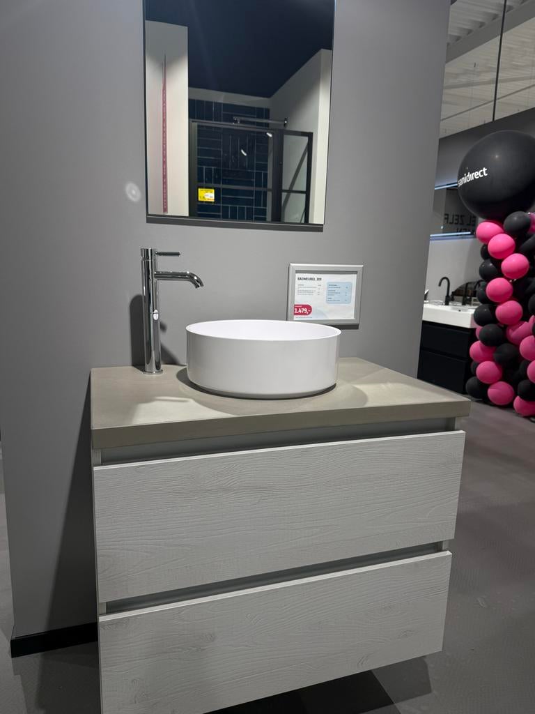 Complete badmeubelset 80cm met spiegel - beton/wit, Huis en Inrichting, Badkamer | Badkamermeubels, Ophalen, 50 tot 100 cm, Zo goed als nieuw