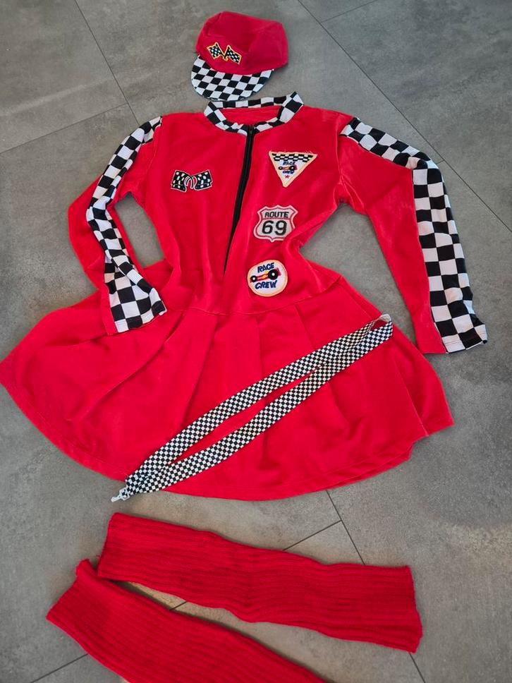 Rode raceauto jurk met accessoires - Medium, Kleding | Dames, Carnavalskleding en Feestkleding, Zo goed als nieuw, Carnaval, Ophalen of Verzenden