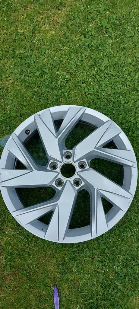 Originele volkswagen tiguan All-space velgen 18inch 2023, Auto-onderdelen, Banden en Velgen, Velg(en), All Season, 18 inch, 235 mm