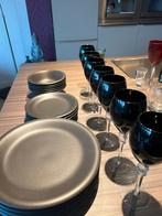 antraciet servies met Rode Wijnglazen, Ophalen, Gebruikt, Glas, Bord(en)