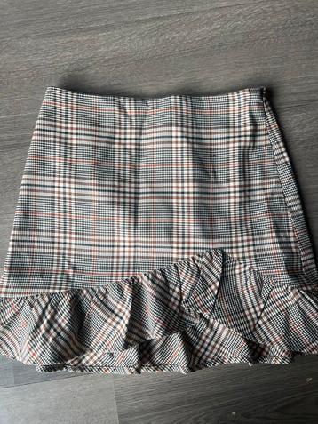 Nieuwe Eksept Rok - Maat M beschikbaar voor biedingen