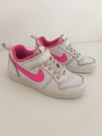 NIKE schoenen maat 28, Kinderen en Baby's, Kinderkleding | Schoenen en Sokken, Ophalen, Zo goed als nieuw, Schoenen