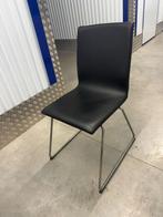 Zwarte leren stoelen, Ophalen, Zwart, Leer, Zo goed als nieuw
