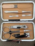 Manicureset 6 - delig in etui  NIEUW !!!, Ophalen of Verzenden, Nieuw, Overige typen